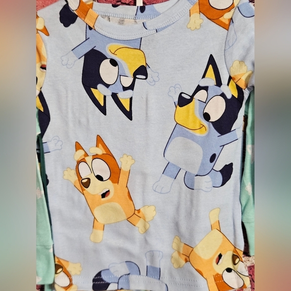 Kids Pajamas - Bluey 2 Sets Size 18mth - Picture 6 of 8